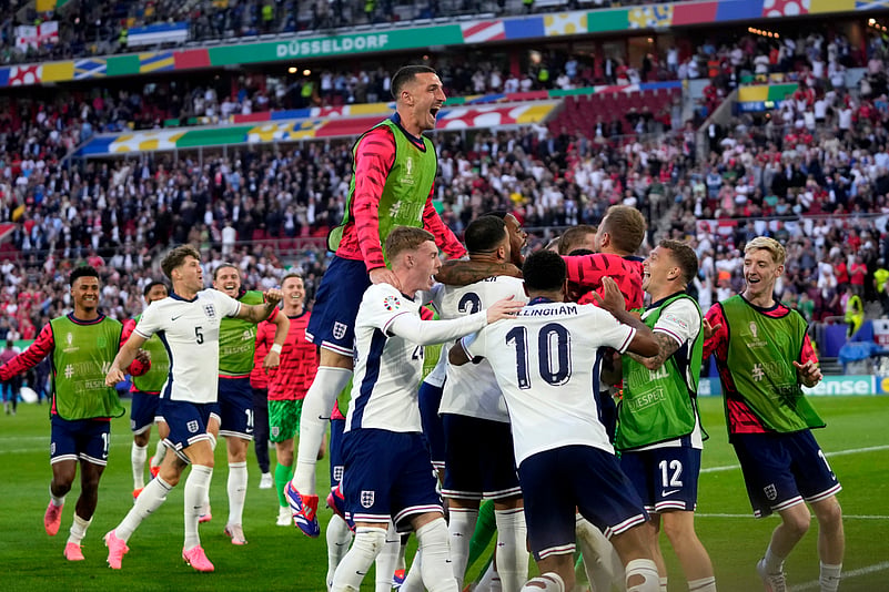 (AP Photo/Darko Vojinovic)